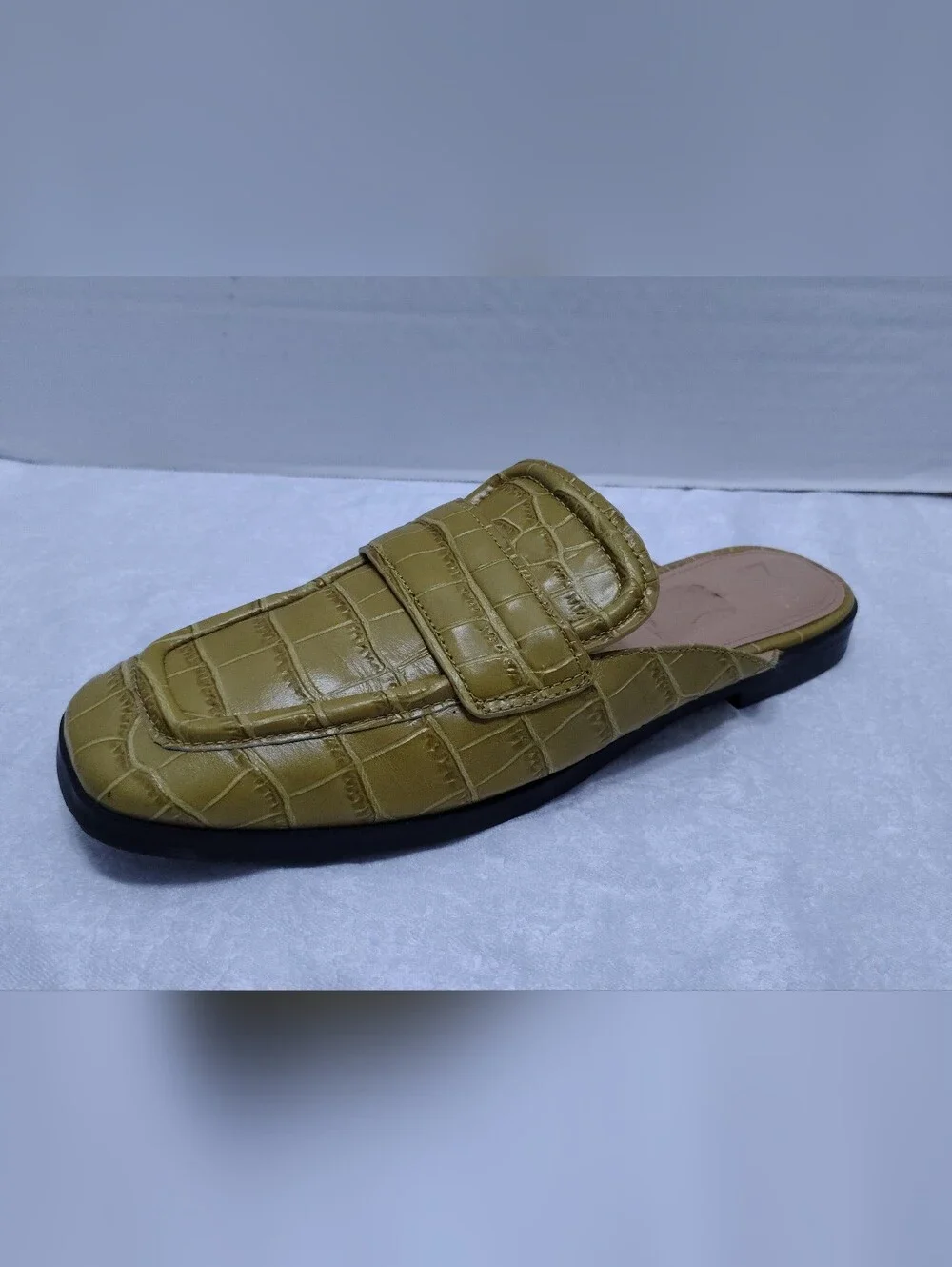 Marc Fisher LTD Flyta Croc-emvossed, Men # 8.5 US